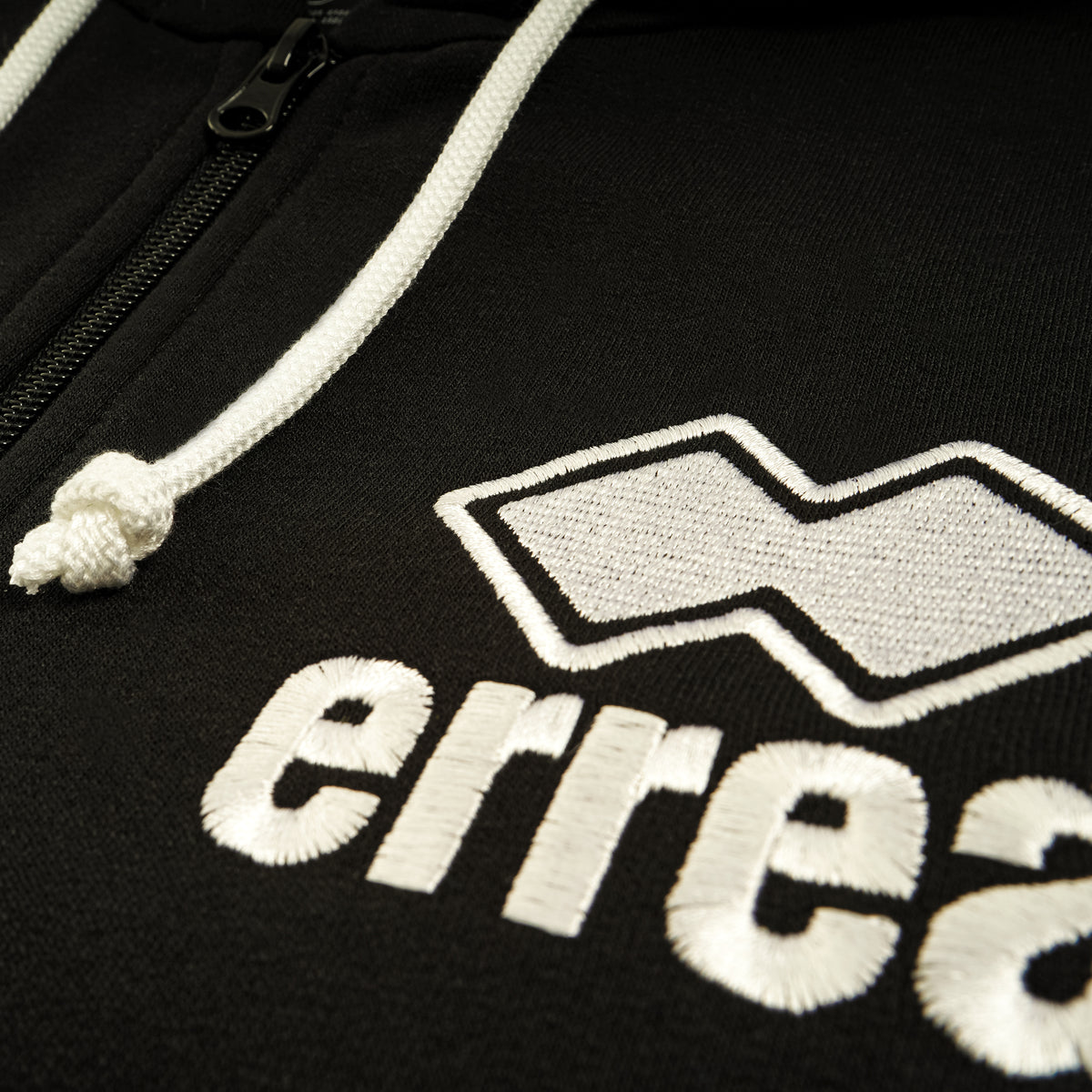 ESSENTIAL FW21/22 MAN EMBR SWEATSHIRT ZIP/HOODY AD