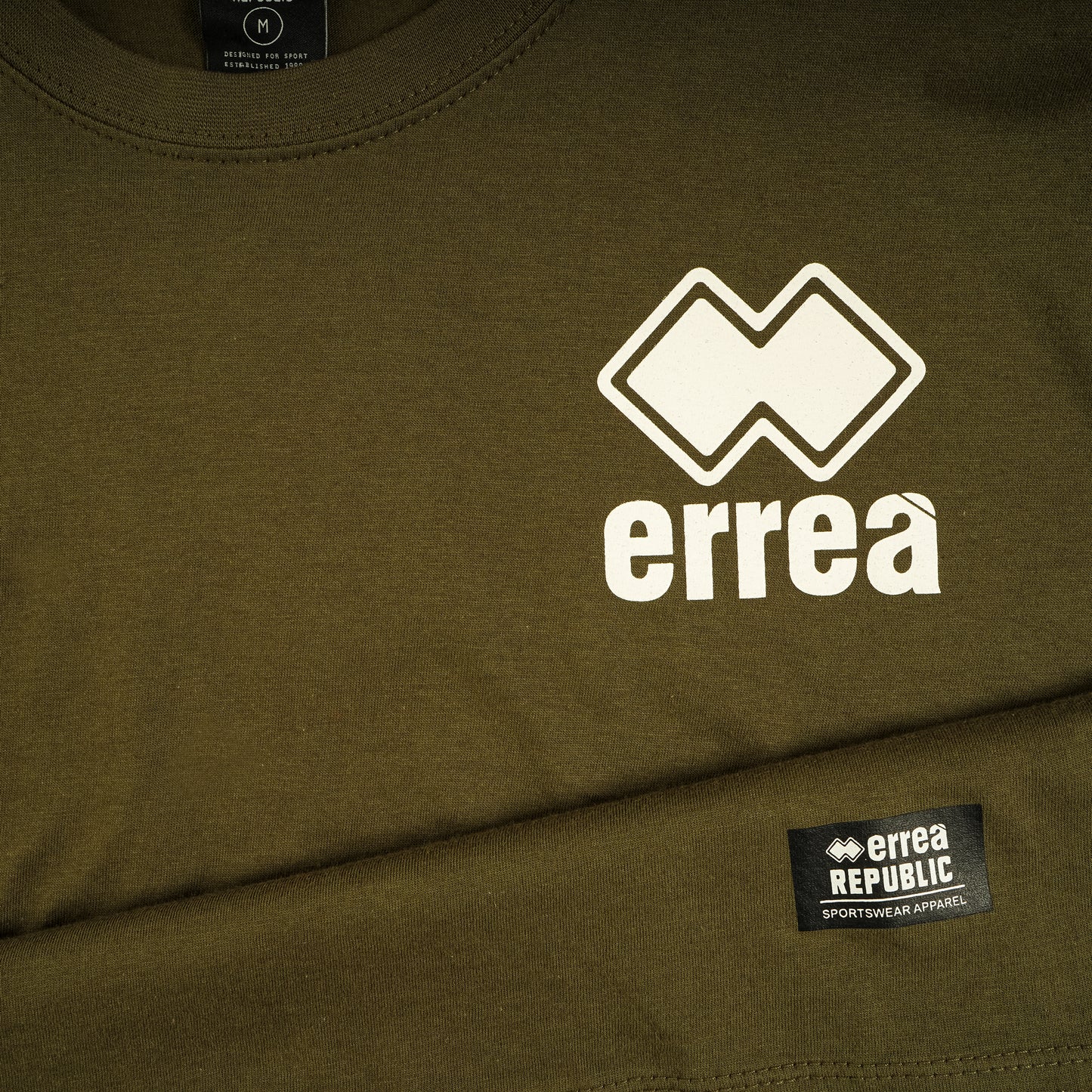 ESSENTIAL FW21/22 MAN LOGO TEE MC AD