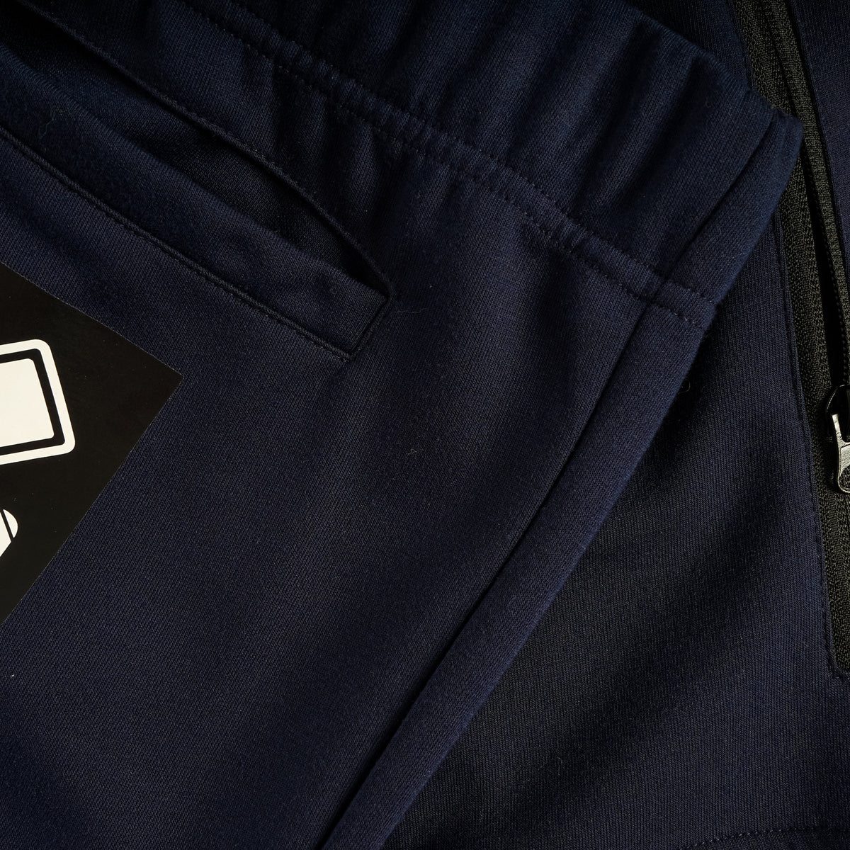 BLACK BOX FW21/22 MAN CARGO PANT AD