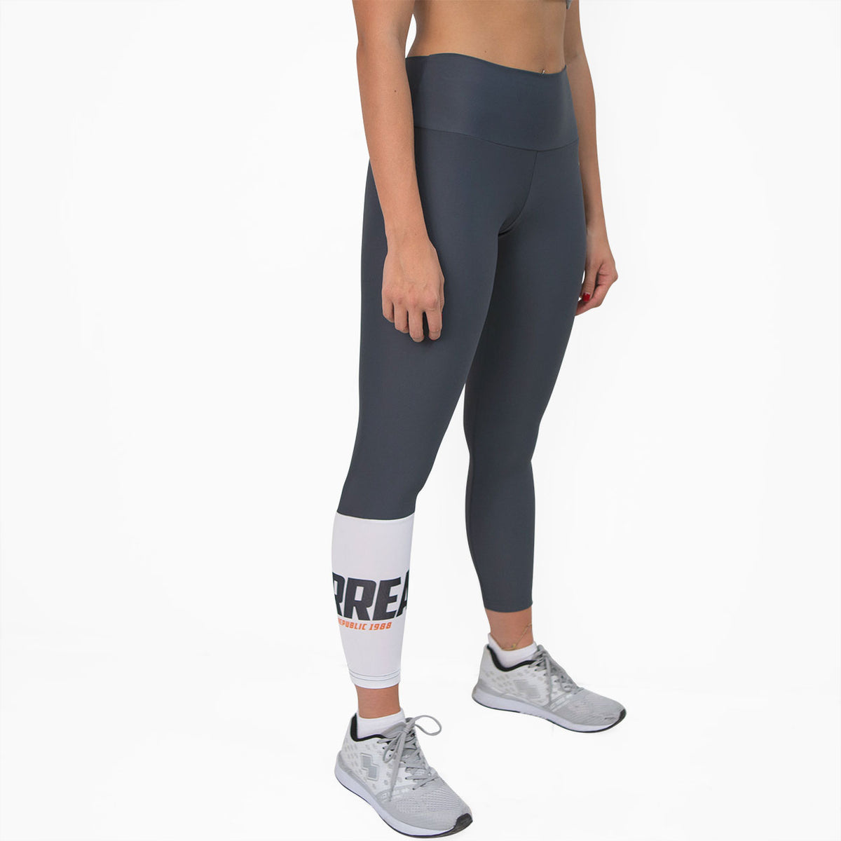 GRAPHIC FW20/21 WOMAN LEGGINGS 008 AD