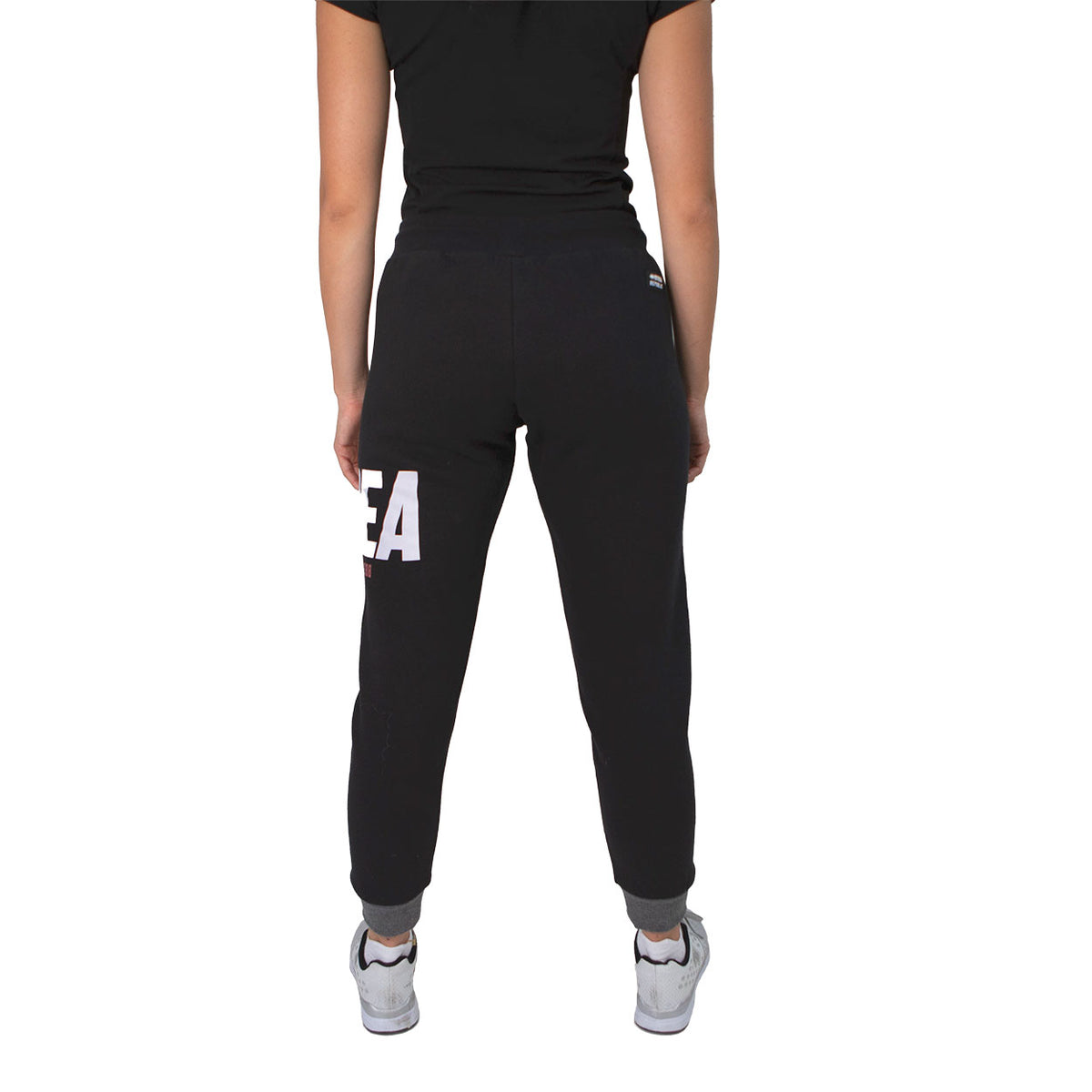 GRAPHIC FW20/21 WOMAN CUFF TROUSERS 003 AD