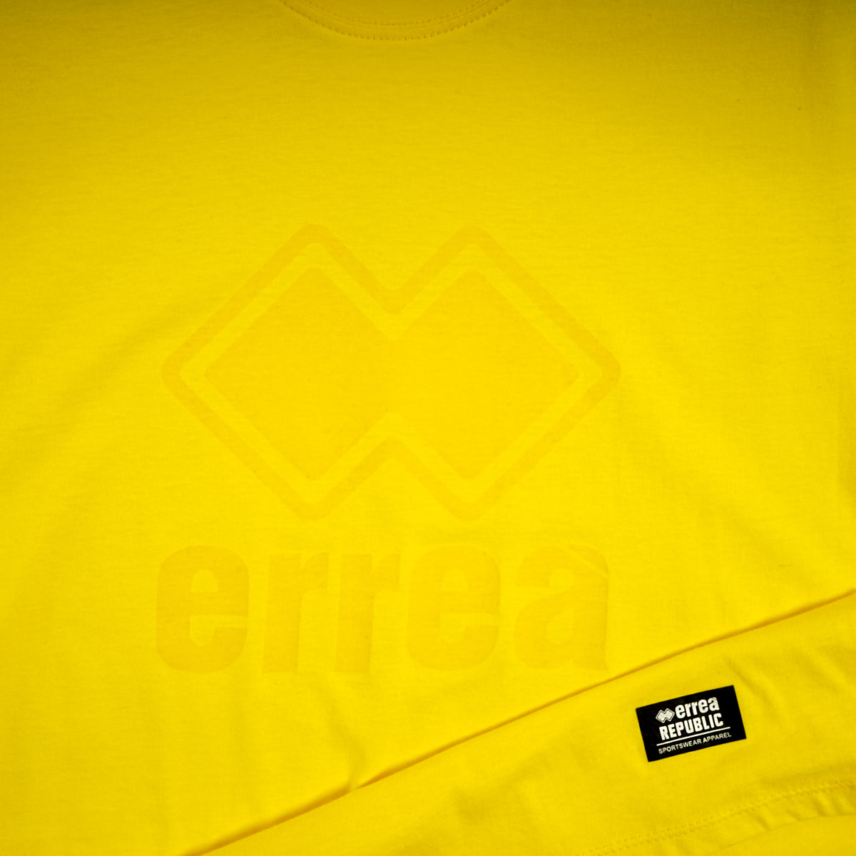 ESSENTIAL FW21/22 MAN BIG LOGO TEE MC AD